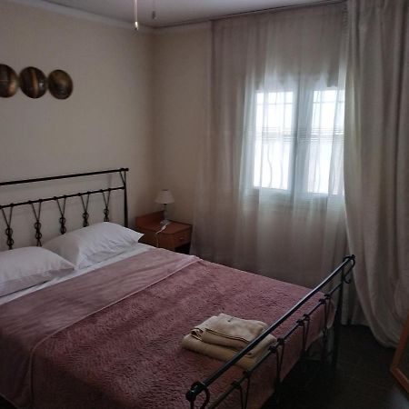 Near Airport And Metropolitan Artemis George Cozy Home Buitenkant foto